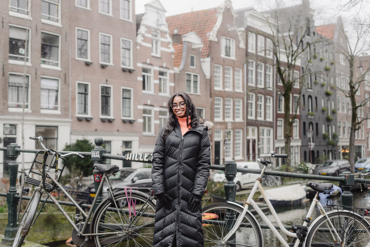 Teenage girl portrait during a winter photo session in Amsterdam