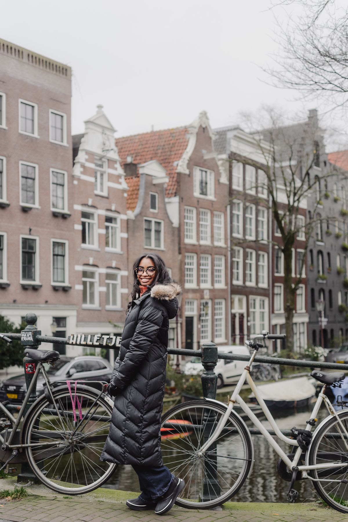 Teenage girl portrait during a winter photo session in Amsterdam
