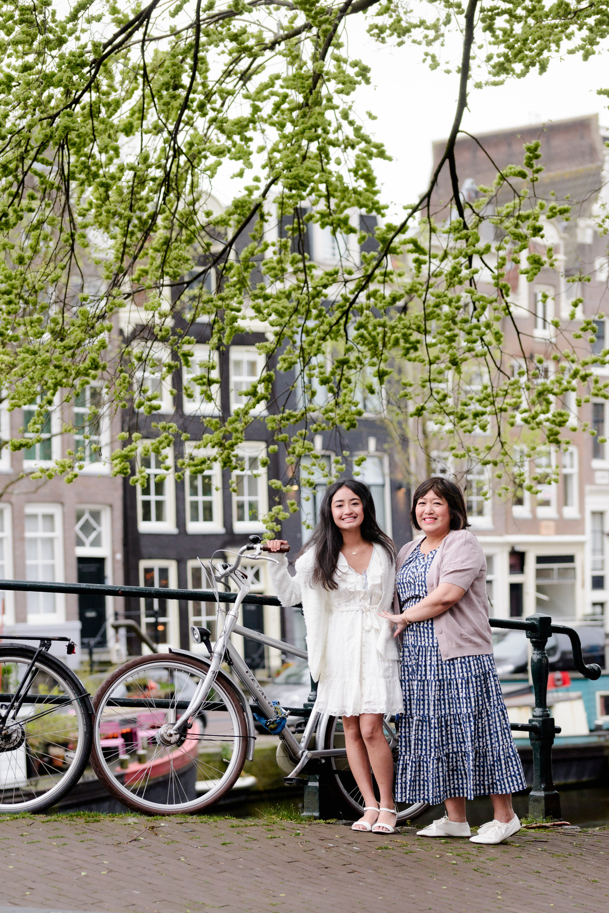 Daughter smiling during a family photography session in Amsterdam
