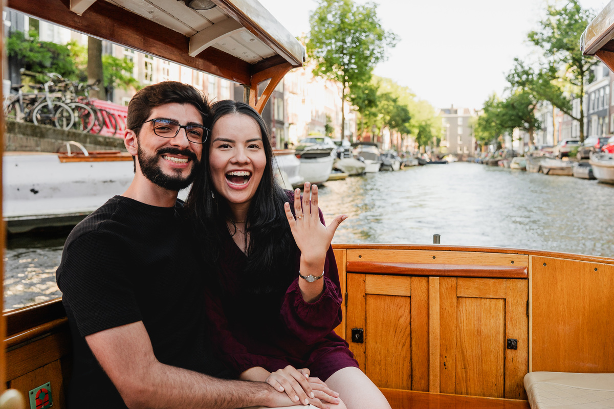 Surprise proposal on a private Amsterdam canal boat.