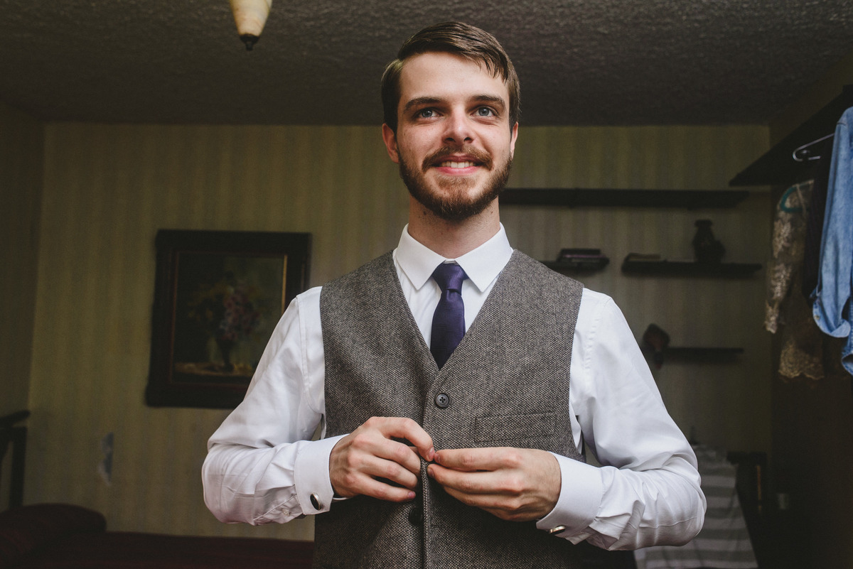 Elizabeth y Mason y la historia de su Primer Beso. Villa Rural, Chosica, Perú. Fotógrafo de Bodas Joanna Pantigoso Destination Wedding Photographer