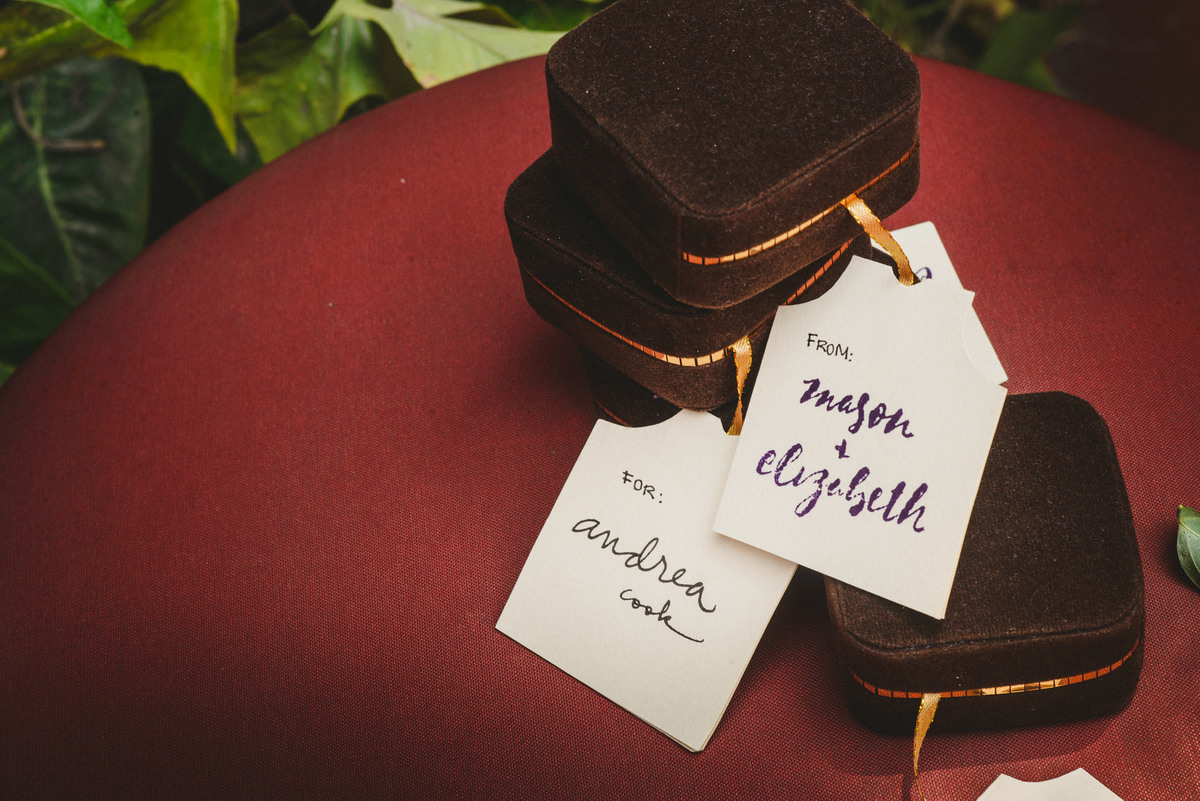 Elizabeth y Mason y la historia de su Primer Beso. Villa Rural, Chosica, Perú. Fotógrafo de Bodas Joanna Pantigoso Destination Wedding Photographer