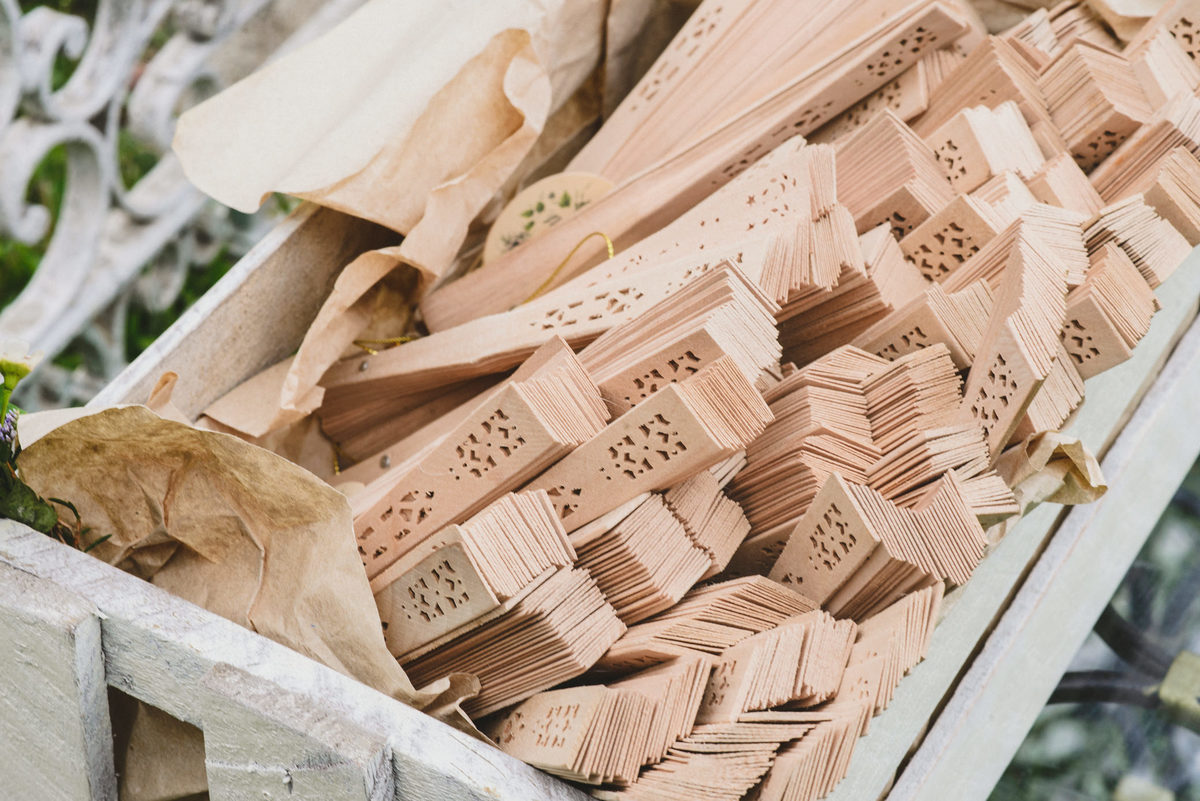 Elizabeth y Mason y la historia de su Primer Beso. Villa Rural, Chosica, Perú. Fotógrafo de Bodas Joanna Pantigoso Destination Wedding Photographer