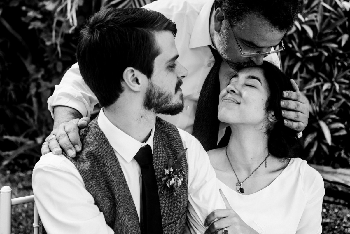 Elizabeth y Mason y la historia de su Primer Beso. Villa Rural, Chosica, Perú. Fotógrafo de Bodas Joanna Pantigoso Destination Wedding Photographer