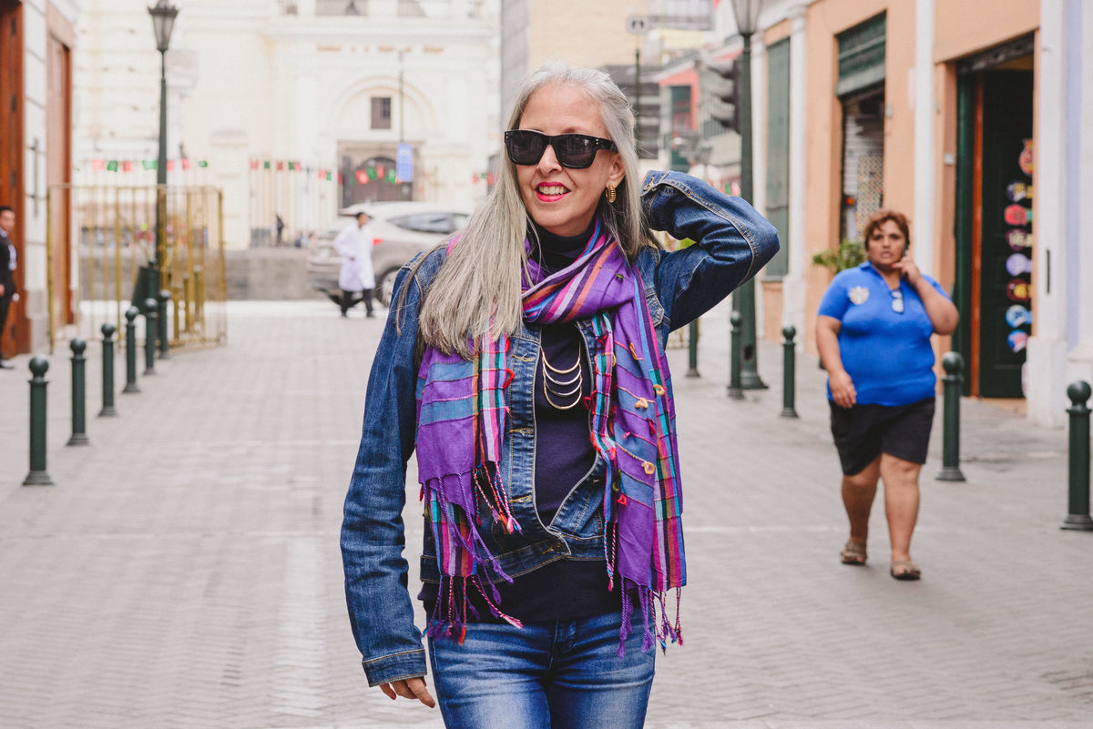 viaje en lima perú sesión de fotos airbnb experiences fotografía de viajes lifestyle photographer in lima perú