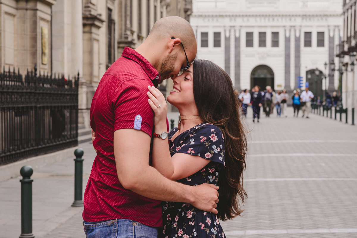 viaje en lima perú sesión de fotos airbnb experiences fotografía de viajes lifestyle photographer in lima perú