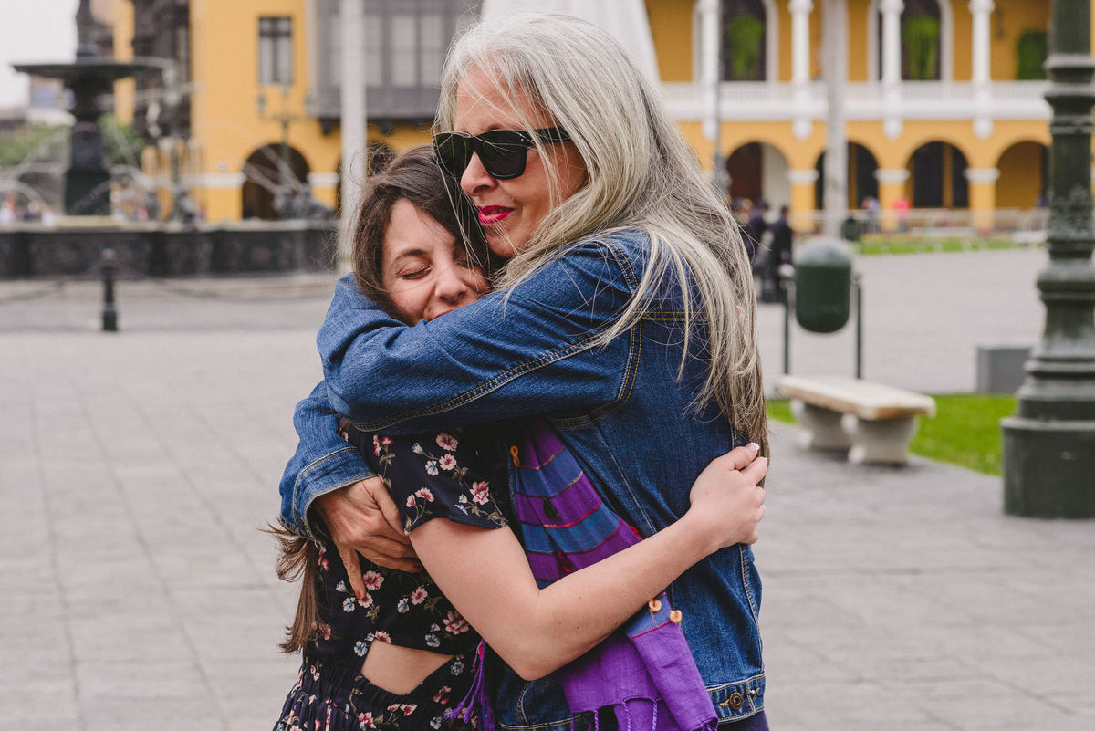 viaje en lima perú sesión de fotos airbnb experiences fotografía de viajes lifestyle photographer in lima perú