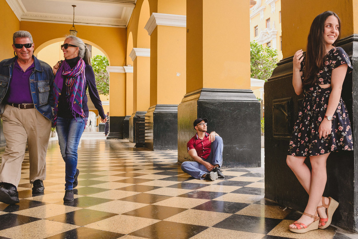 viaje en lima perú sesión de fotos airbnb experiences fotografía de viajes lifestyle photographer in lima perú