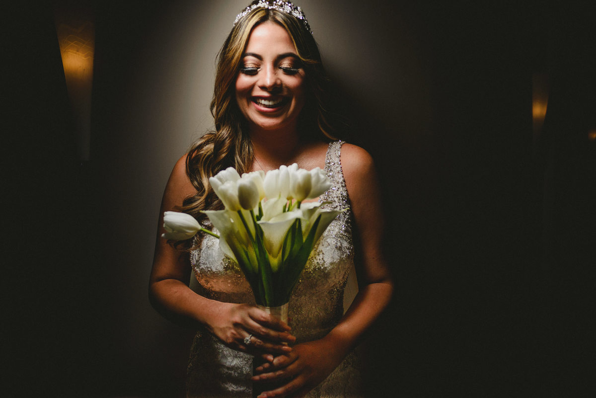 Stephanie bruno, wedding, luxury weddings, best wedding photographer, villa, fotógrafo de bodas, bodas, wedding planner, catering para bodas, mejor fotógrafo de bodas, joanna pantigoso, novia con flores