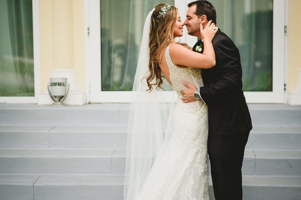 Stephanie bruno, wedding, luxury weddings, best wedding photographer, villa, fotógrafo de bodas, bodas, wedding planner, catering para bodas, mejor fotógrafo de bodas, joanna pantigoso, bride, groom, couple, portraits