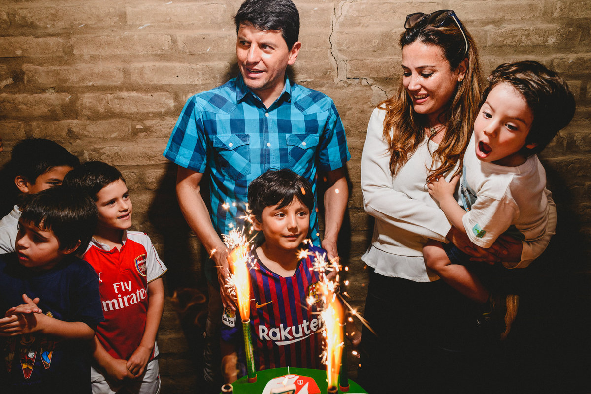 Fiesta infantil de juan martin en centro de criadores de mamacona fiesta temática de futbol fiestas infantiles distintas en lima perú fotógrafo joanna pantigoso ideas de fiestas infantiles cantando happy birthday