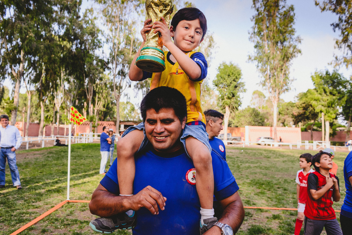 Fiesta infantil de juan martin en centro de criadores de mamacona fiesta temática de futbol fiestas infantiles distintas en lima perú fotógrafo joanna pantigoso ideas de fiestas infantiles partido de futbol