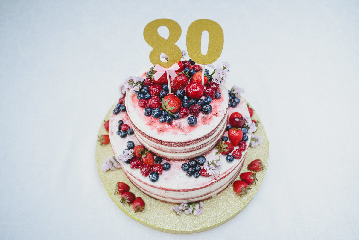 fotógrafo profesional, fiesta, cumpleaños, familia, reunión familiar, lima, perú, torta, 80 años, 