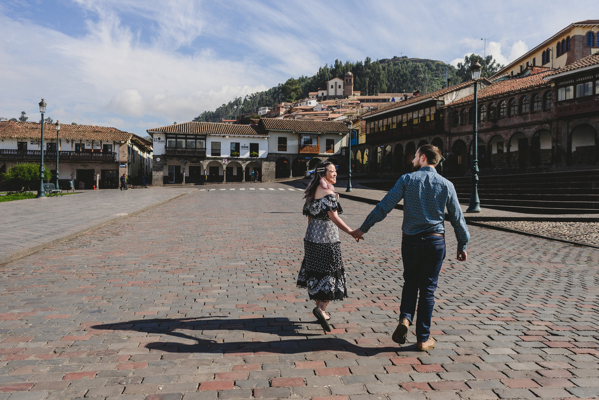 photo session, cusco, peru, flytographer, couple, anniversary, vacation photography