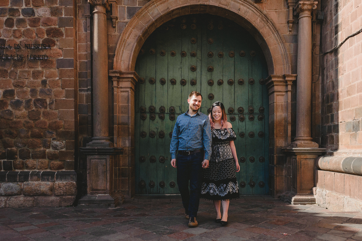 photo session, cusco, peru, flytographer, couple, anniversary, vacation photography