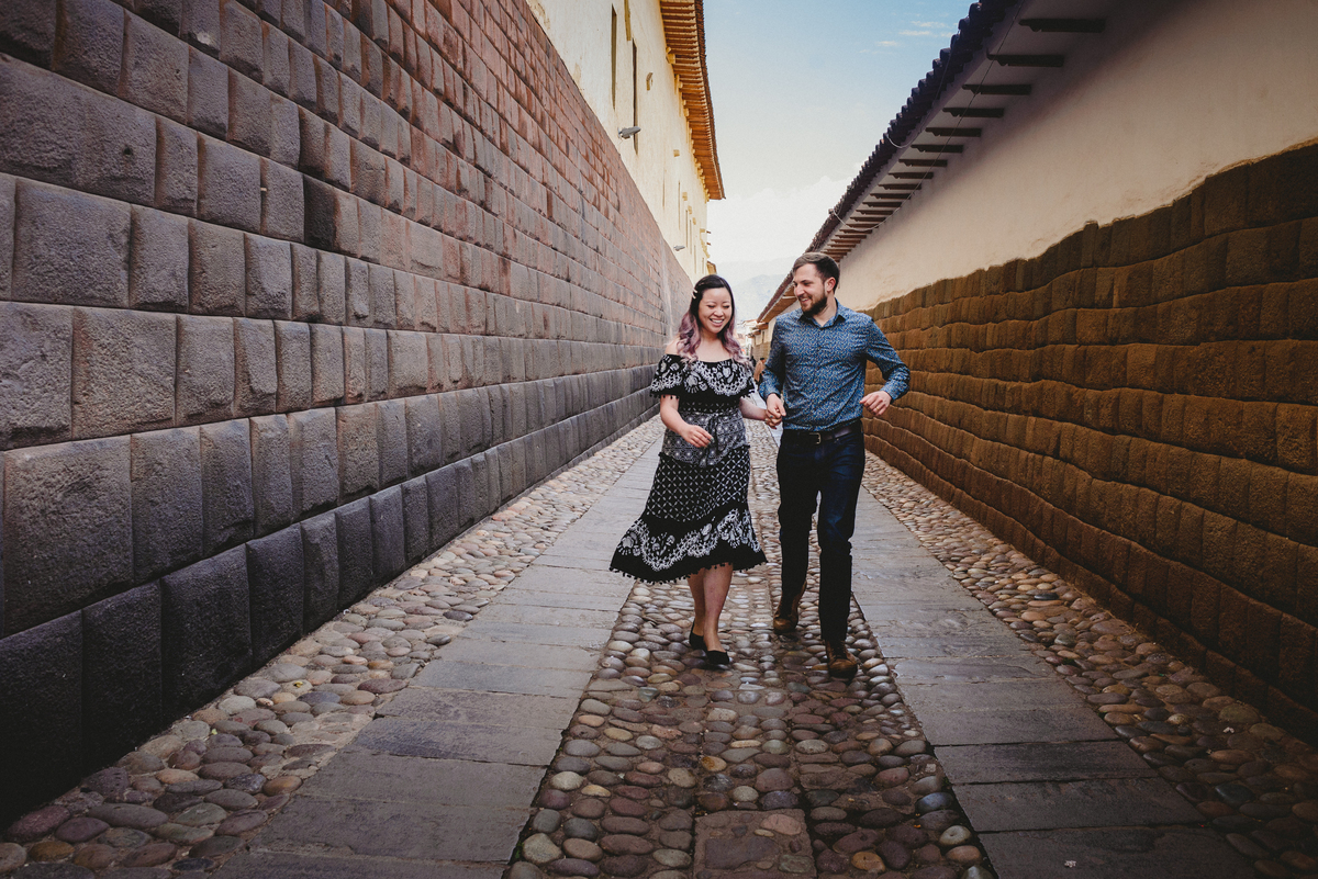 photo session, cusco, peru, flytographer, couple, anniversary, vacation photography