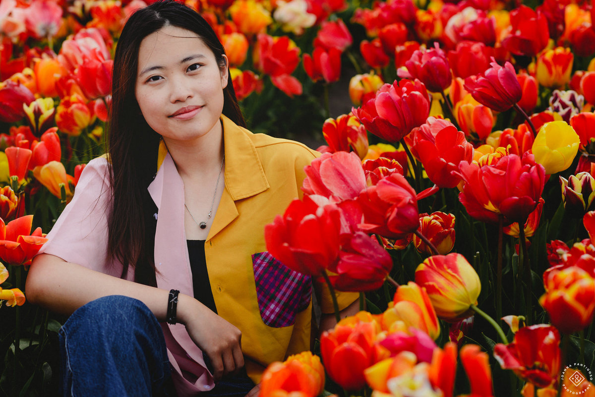 tulip, tulips, photosession, tulip fields, tulpvelden, velden, tulpen, nederland, netherlands, photo session, photos with tulips, the tulip barn, tulip experience, proposal in a tulip field, photographer, fotograaf, portretfotograaf, amsterdam