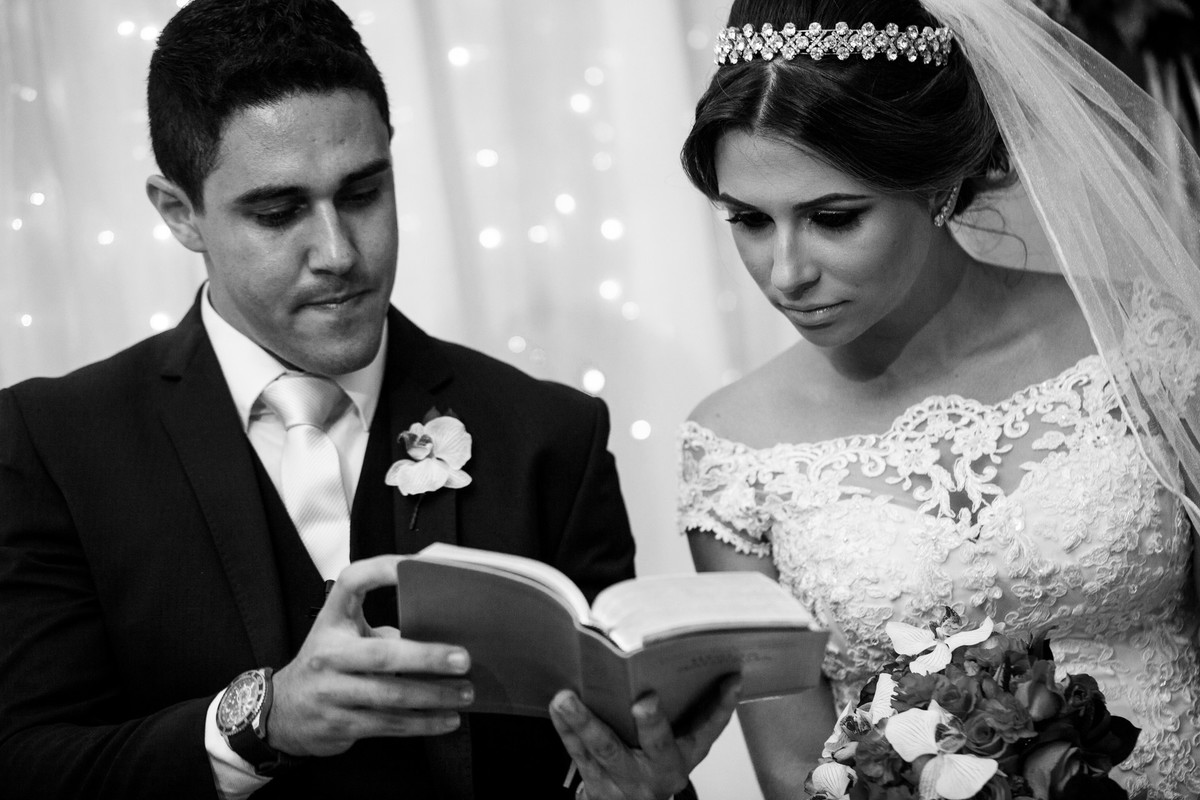 Bruno Brum foto e filmagem - Santos - Sao Paulo - casamento - noivos casando