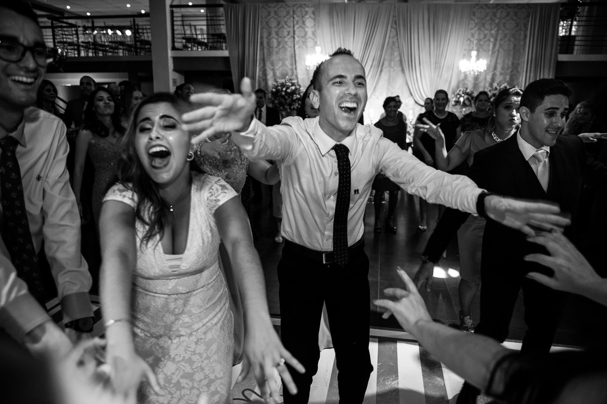 Bruno Brum foto e filmagem - Santos - Sao Paulo - casamento - convidados na festa