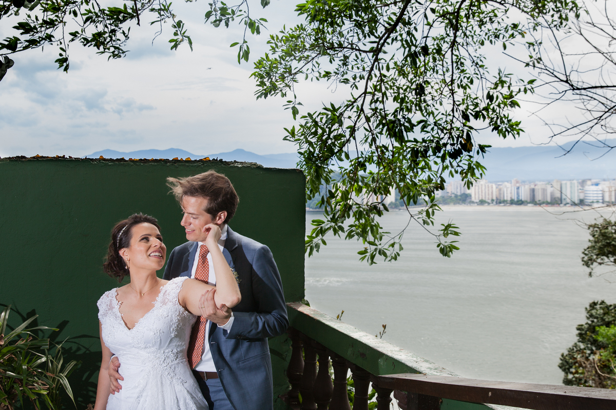 Casamento na Mansao da Ilha em Sao Vicente - Sao Paulo - SP, noiva Brasileira e noivo Holandes