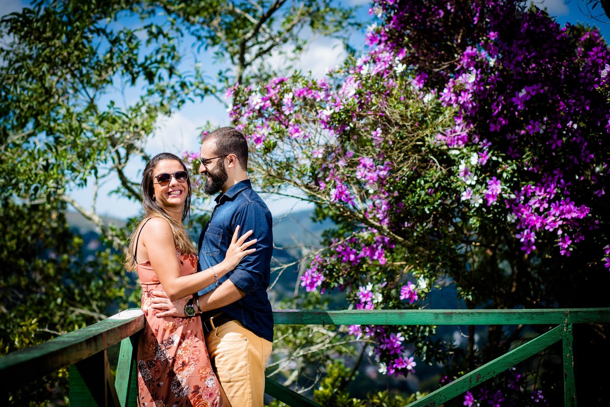Campos do Jordão  Morro do Elefante Ensaio de noivos são paulo fotografo santos casal amor carinho buque blog de casamentos vireinoiva vou casar esession