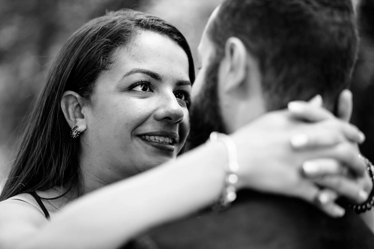 Campos do Jordão  Ensaio de noivos são paulo fotografo santos casal amor carinho buque blog de casamentos vireinoiva vou casar esession fotos no trem trilho de trem