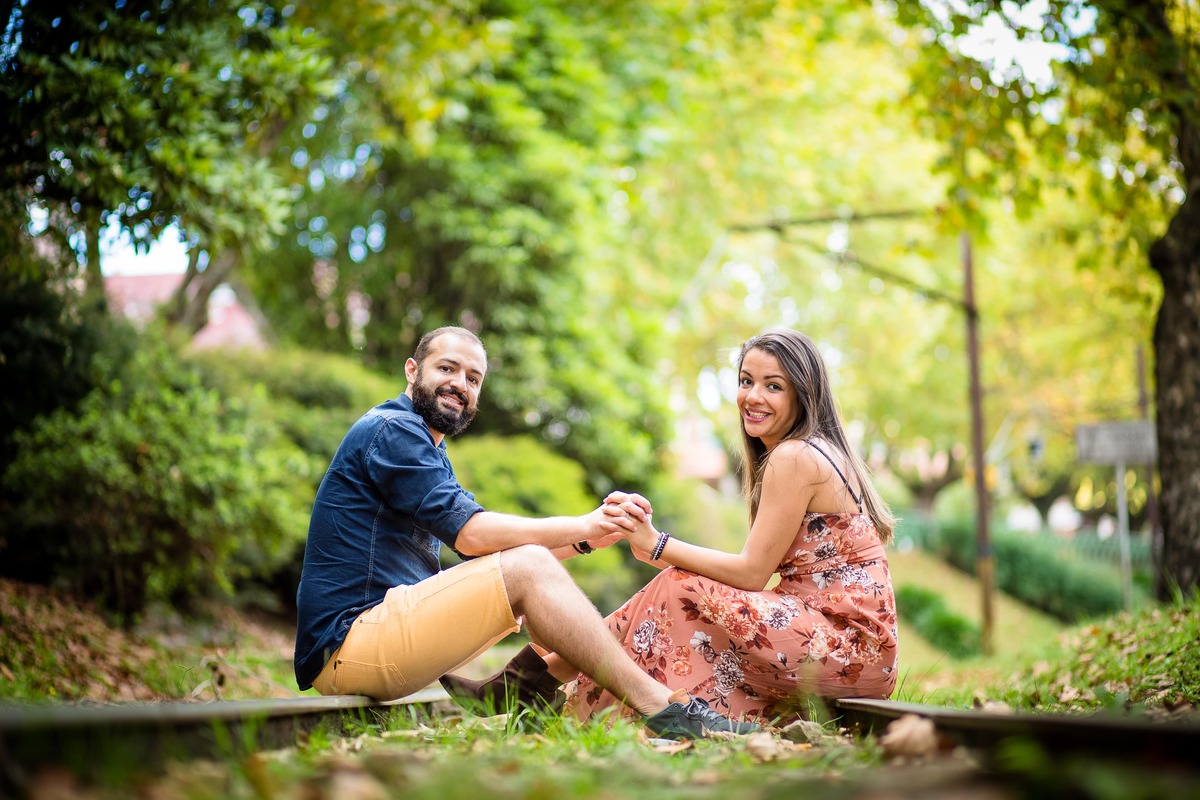 Campos do Jordão  Ensaio de noivos são paulo fotografo santos casal amor carinho buque blog de casamentos vireinoiva vou casar esession fotos no trem trilho de trem