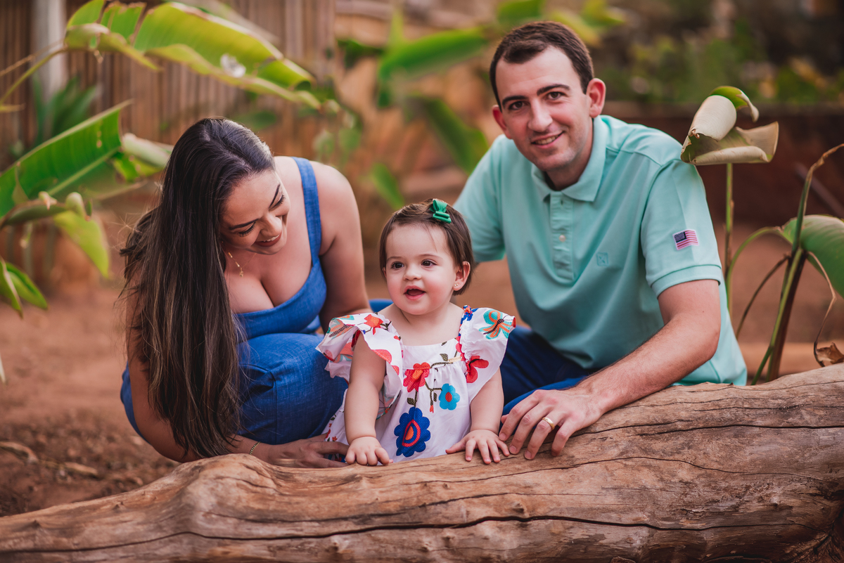A Ana luiza se divertiu muito no seu ensaio Smash the Cake que fizemos no nosso estúdio em Bebedouro - Sp