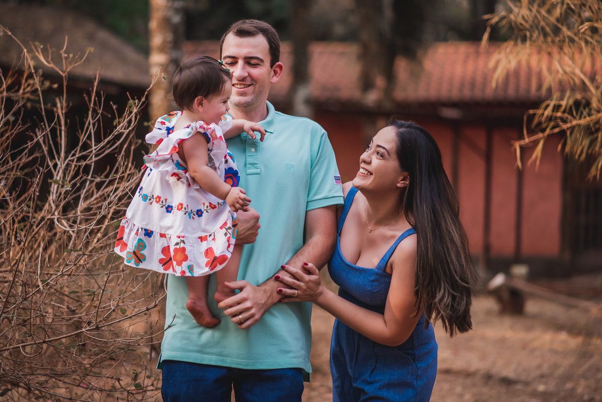 A Ana luiza se divertiu muito no seu ensaio Smash the Cake que fizemos no nosso estúdio em Bebedouro - Sp