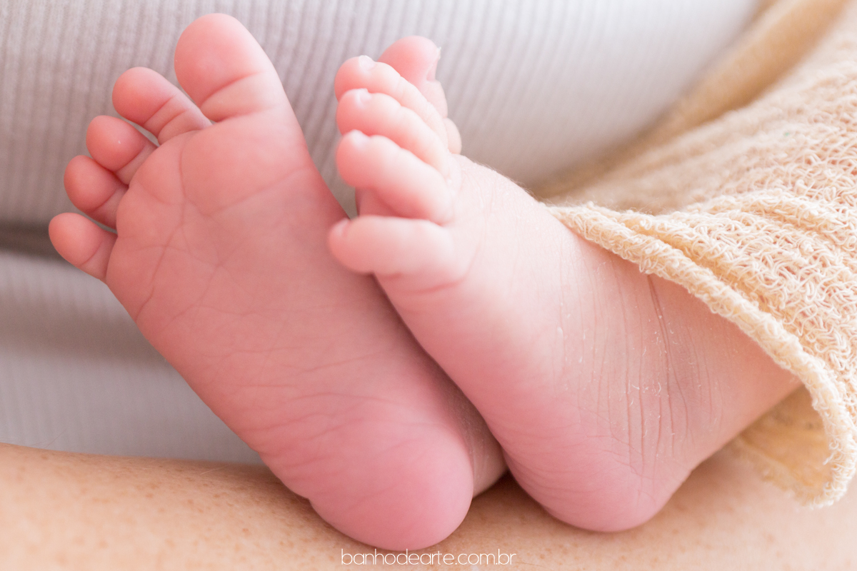 Recém-nascido | Helena | 13 dias de vida | Pézinhos de anjo