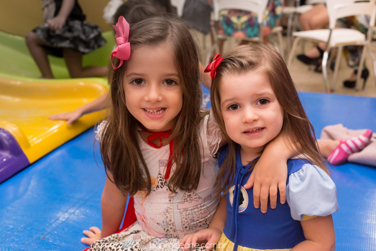 Aniversário temaSuper Homem e Mulher Maravilha | Isadora e Lorenzo