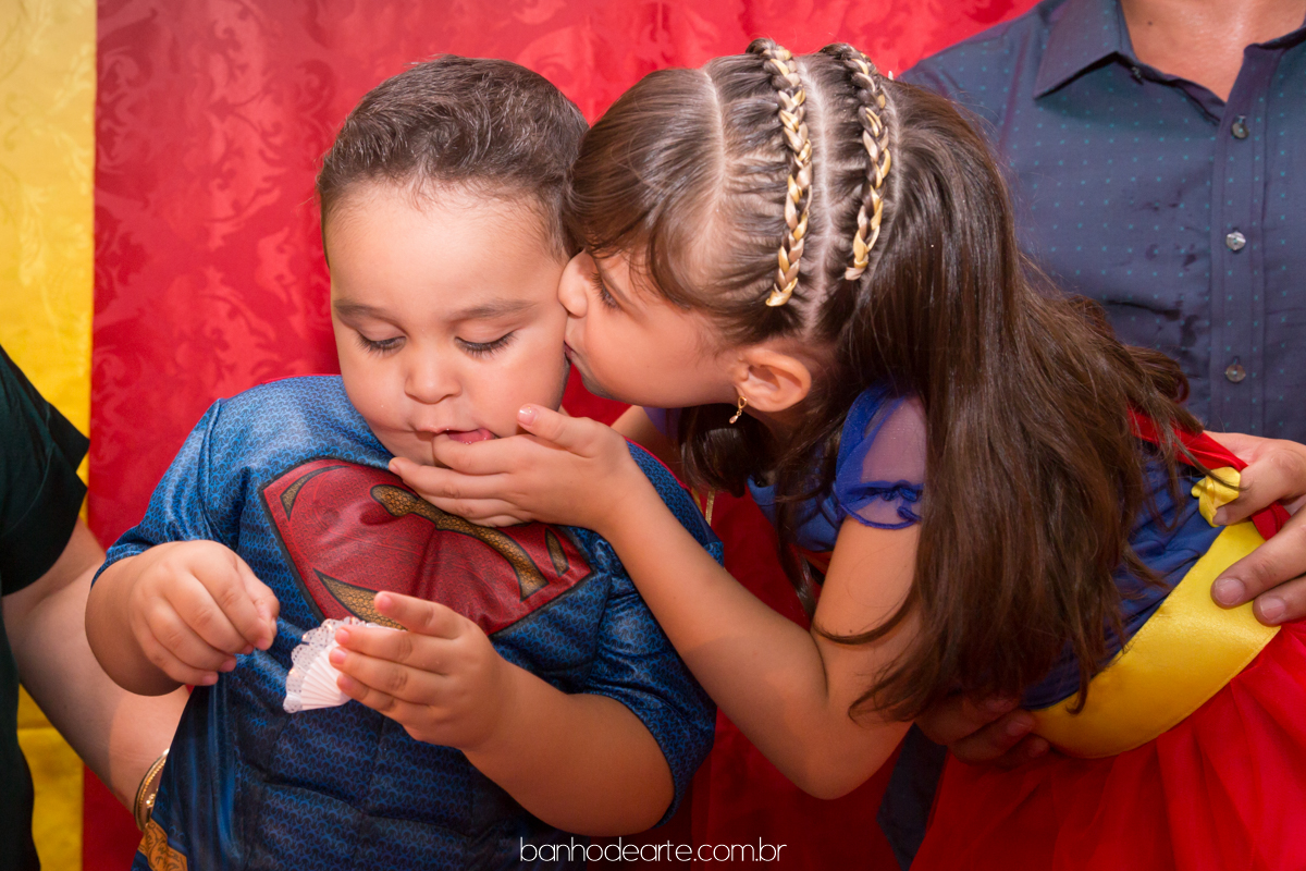 Aniversário tema Super Homem e Mulher Maravilha | Isadora e Lorenzo