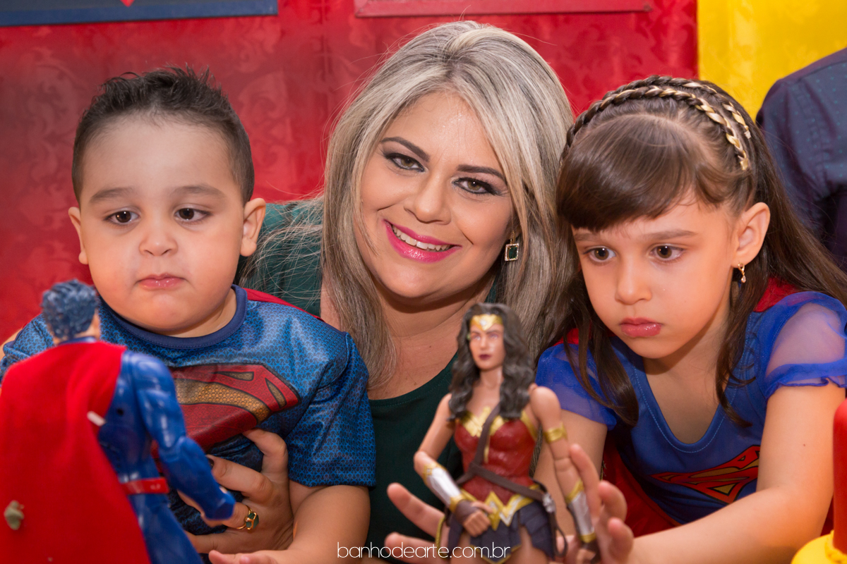 Aniversário tema Super Homem e Mulher Maravilha | Isadora e Lorenzo