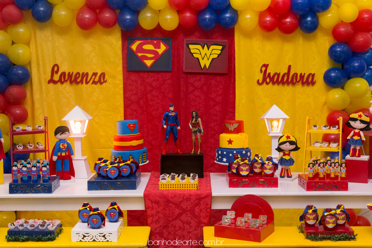 Aniversário tema Super Homem e Mulher Maravilha | Isadora e Lorenzo