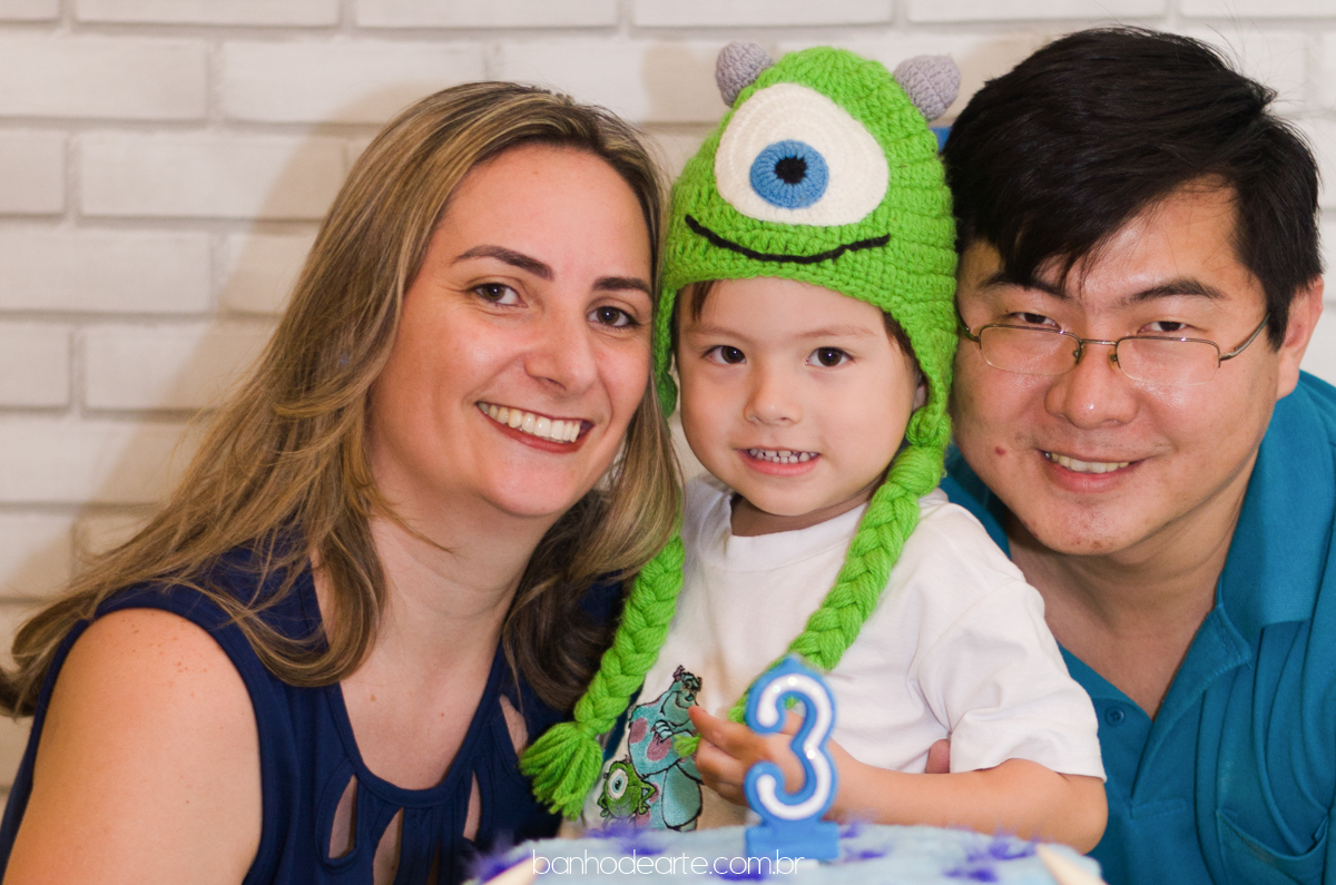 Tema Monstros S.A | Yuri Kenzo 3 anos fotografado por Banho de Arte