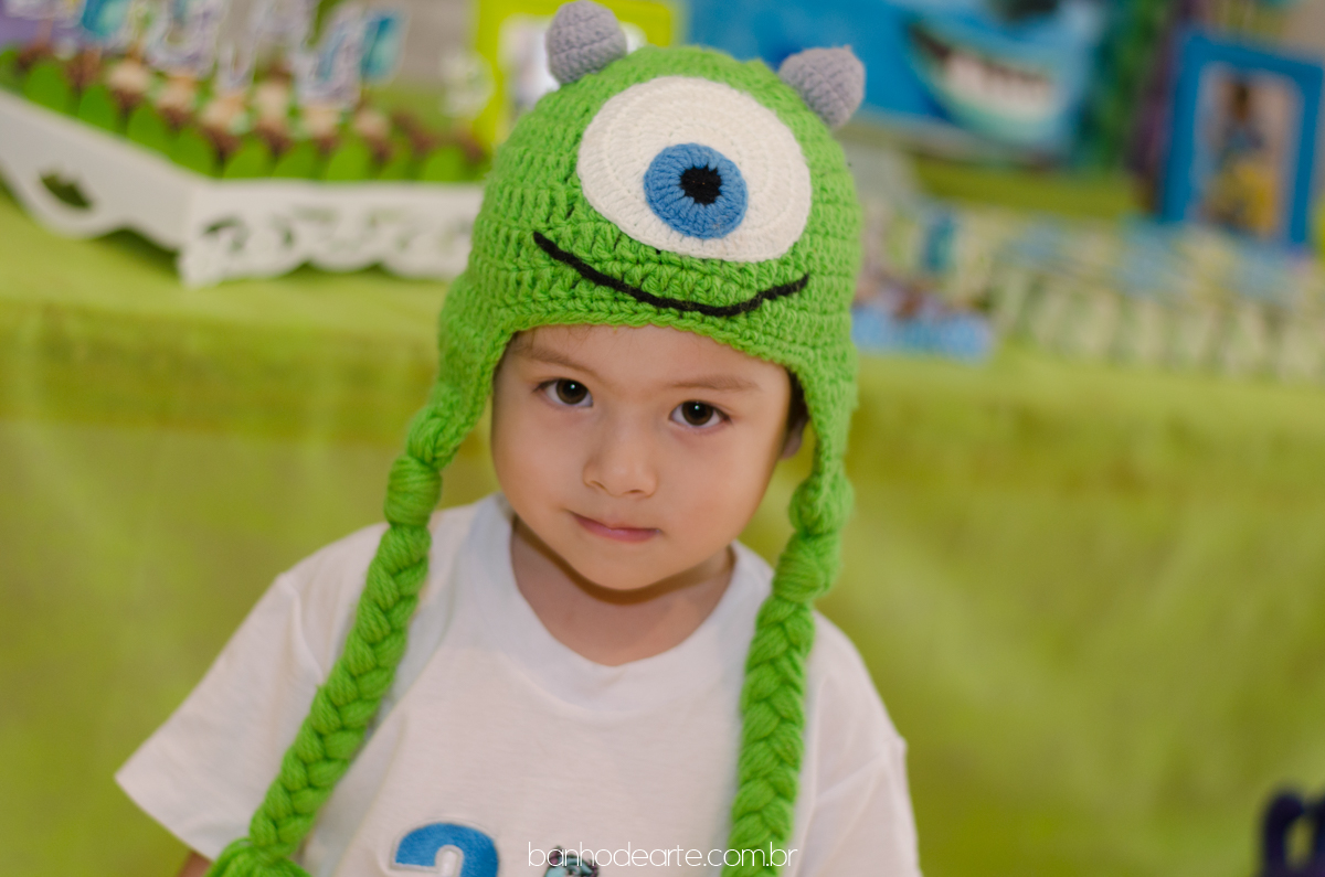 Tema Monstros S.A | Yuri Kenzo 3 anos fotografado por Banho de Arte