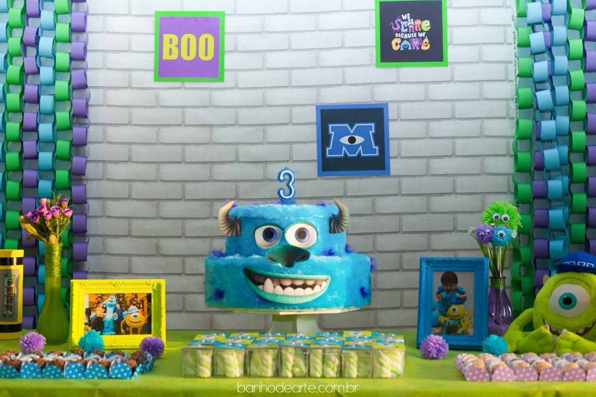 Tema Monstros S.A | Yuri Kenzo 3 anos fotografado por Banho de Arte