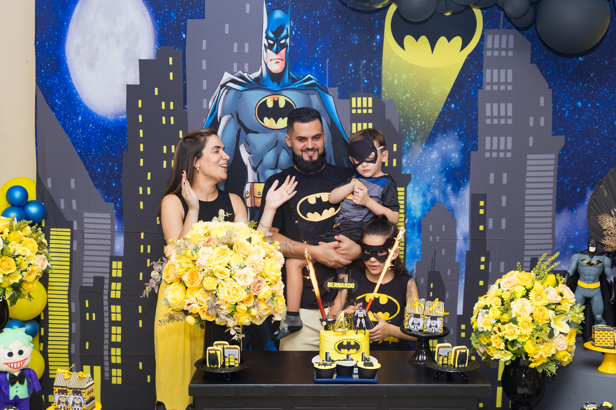 Aniversário Bernardo 4 anos - Decoração Batman