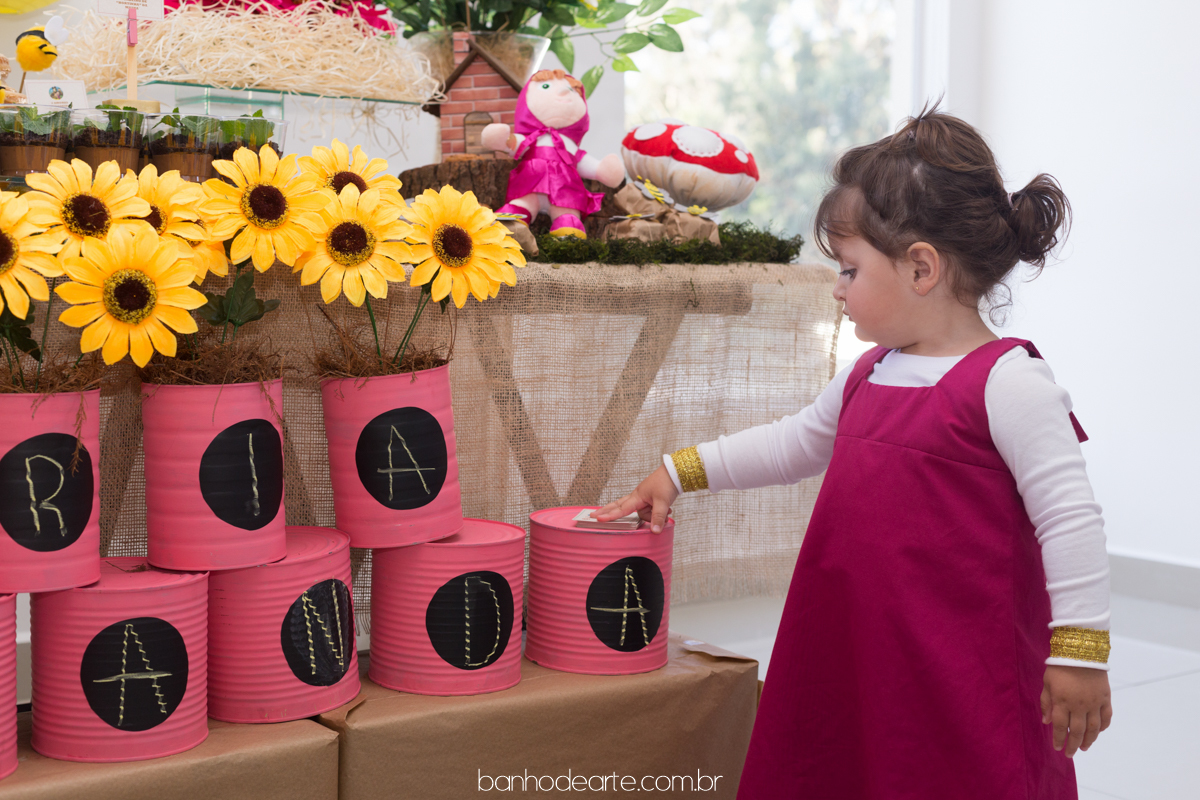 Festa tema Masha e o Urso - Aniversario Maria Fernanda 2 anos - Banho de Arte