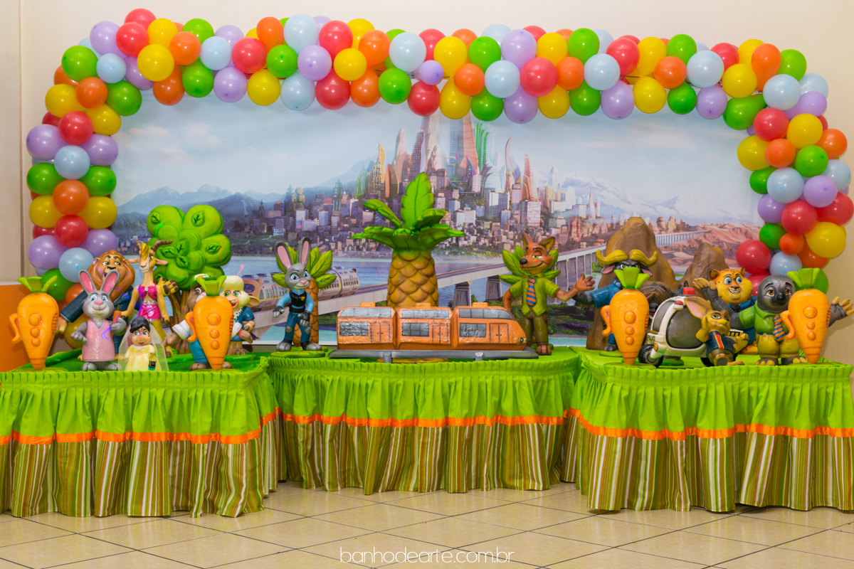 Aniversario de 4 anos da Estela com o tema Zootopia fotografado por Banho de Arte