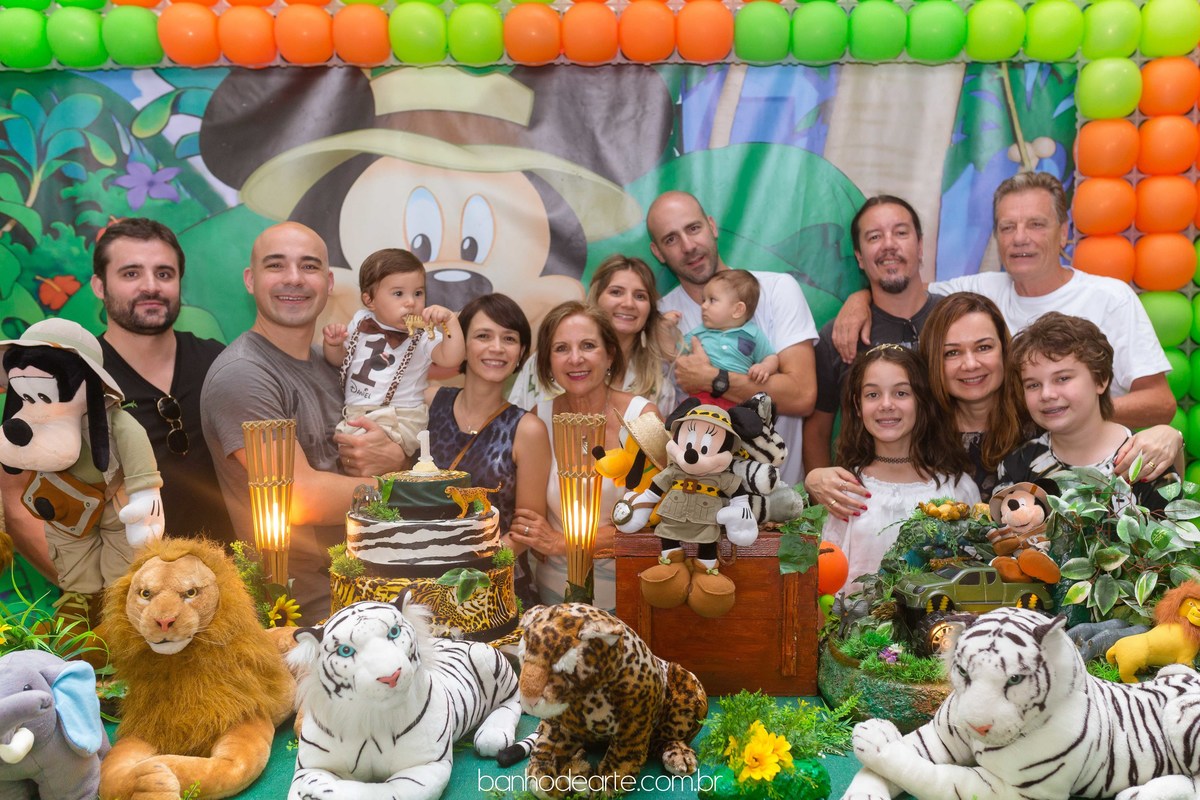 Aniversário de 1 aninho do Daniel - Tema Mickey Safari - Buffet Mago Ra Tim Boom