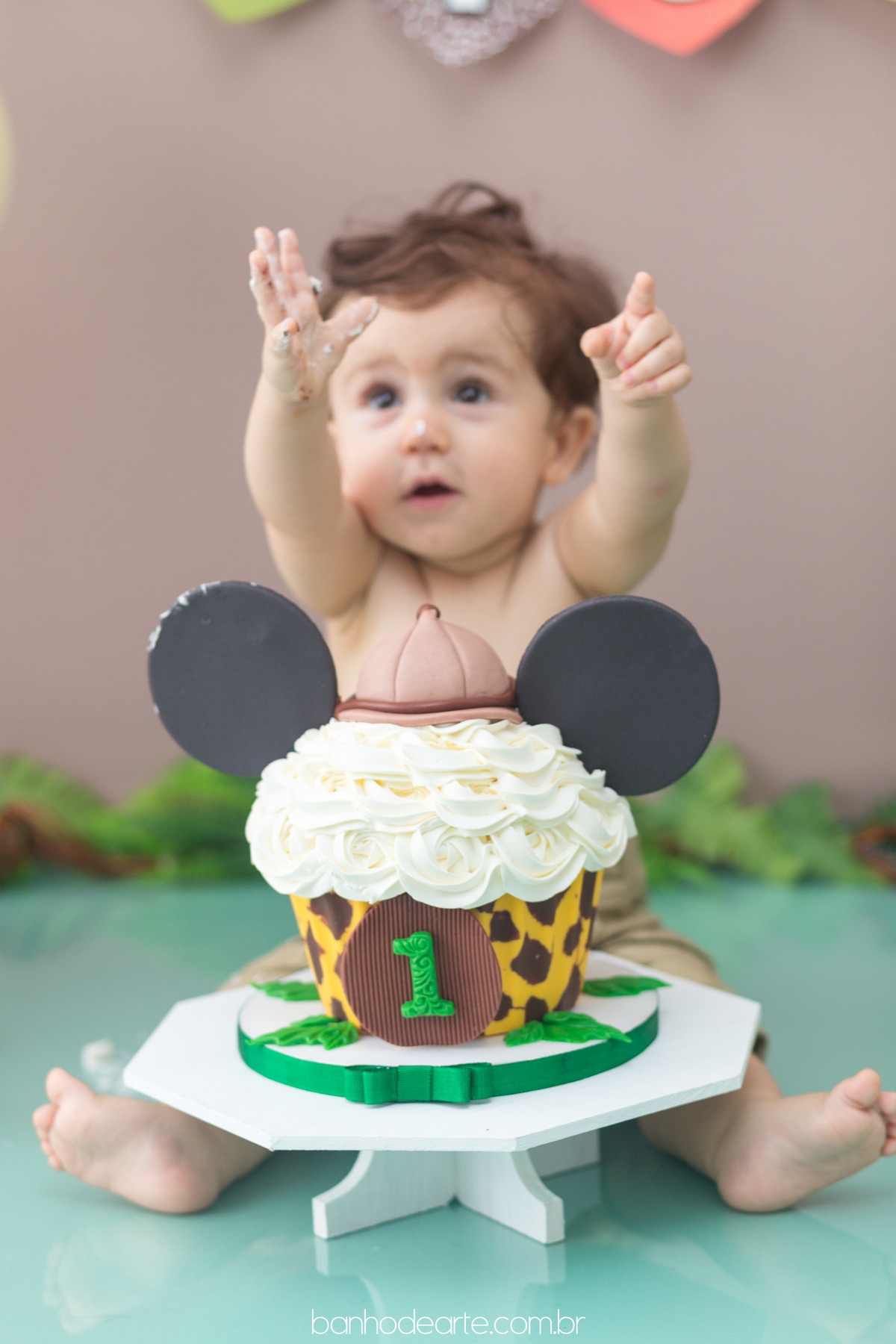 Smash the Cake Vinícius fotografado por Banho de Arte