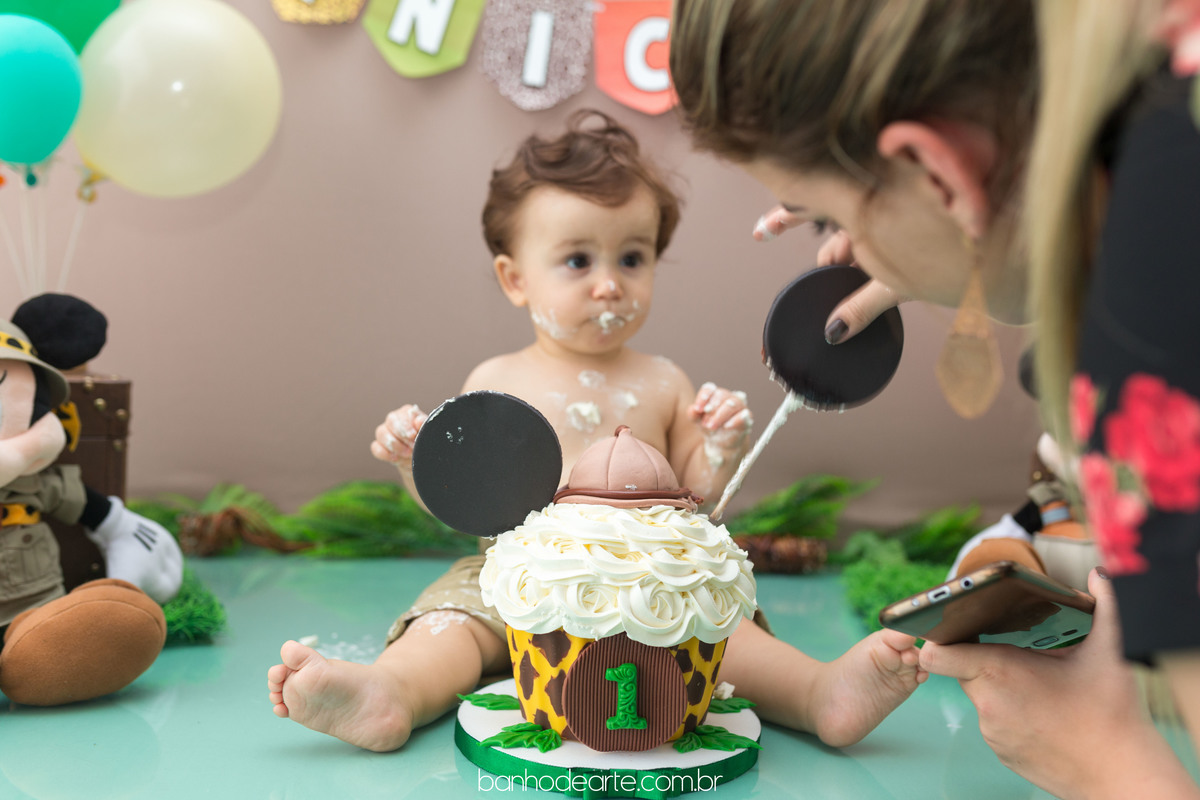 Smash the Cake Vinícius fotografado por Banho de Arte