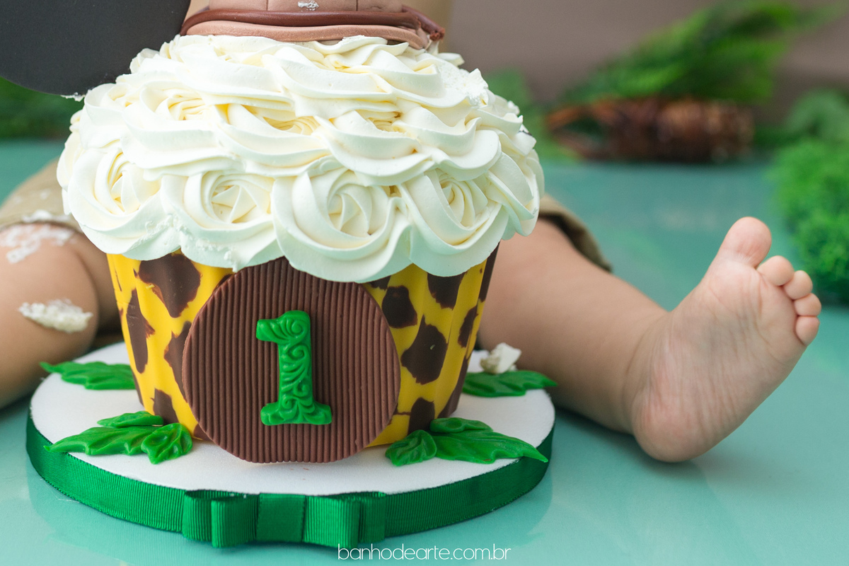 Smash the Cake Vinícius fotografado por Banho de Arte