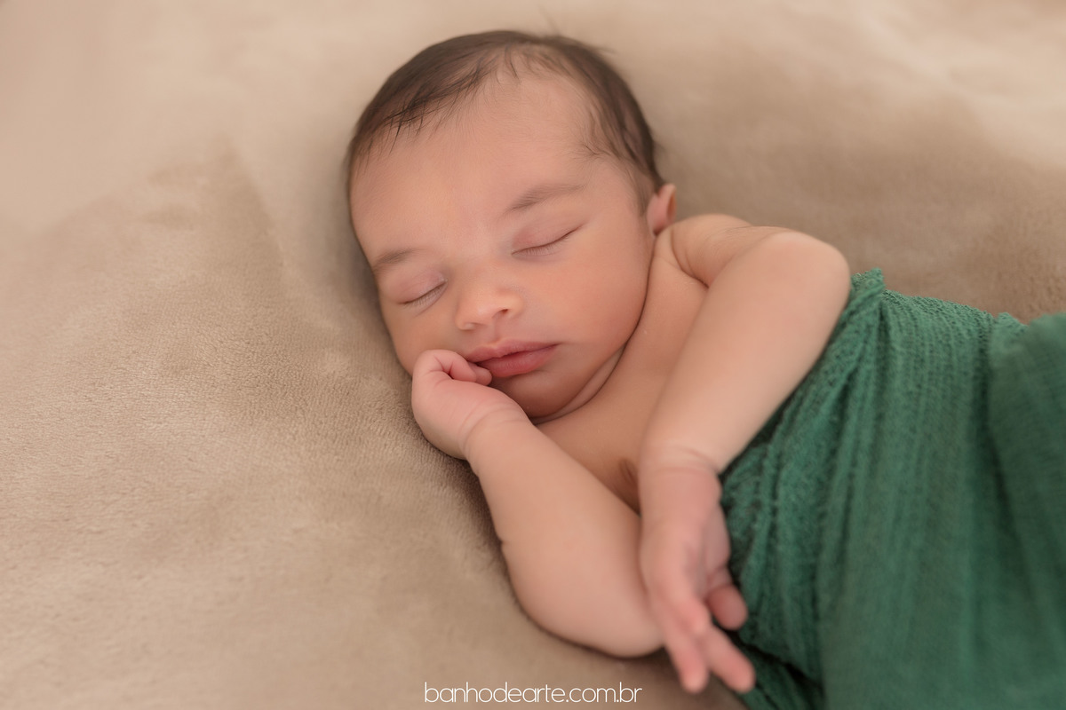 Ensaio Newborn Anthony 11 dias fotografado por Banho de Arte