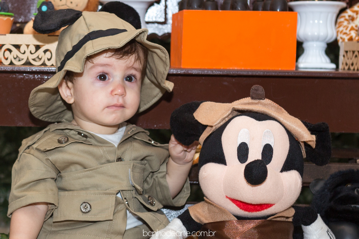Aniversário de 1 ano do Vinícius - Tema Mickey Safari