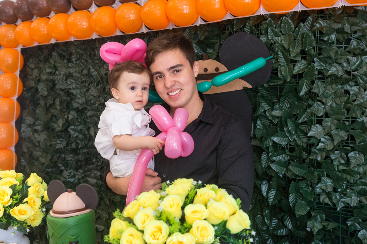 Aniversário de 1 ano do Vinícius - Tema Mickey Safari