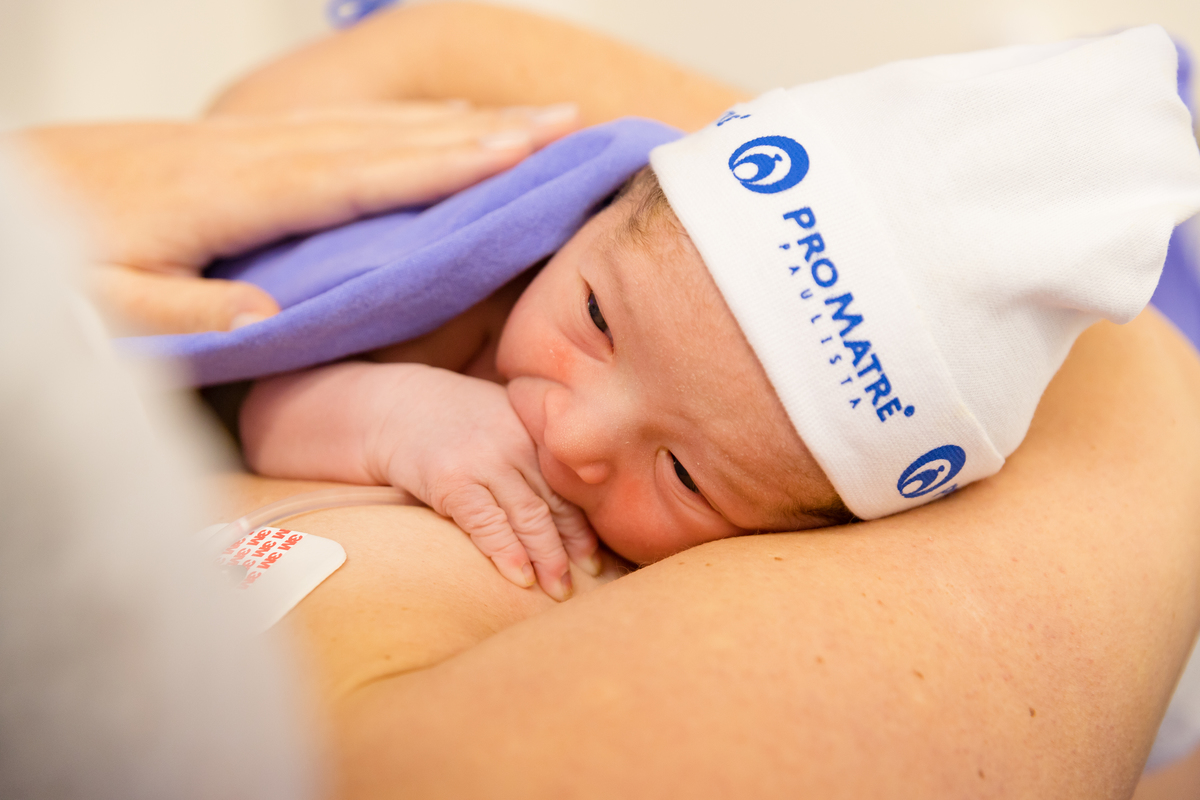 O nascimento do Raul - Fotografia de Parto - Promatre Paulista