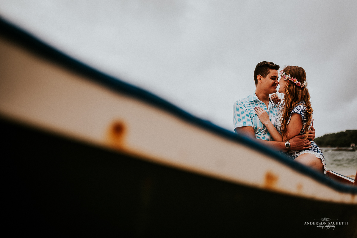 Ensaio de casal pré wedding na praia de bombinhas sc, fotógrafo anderson sachetti, praia de bombinhas