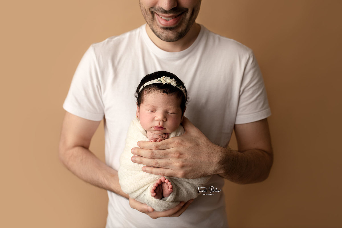 ensaionewborncuritiba,newborncuritiba,fotosderecemnascido,recemnascidoscuritba,fotografanewborncuritba,booknewborncuritiba,fotografanewborn,newborn,tainaportofotografia,tainaportofotografianewborn